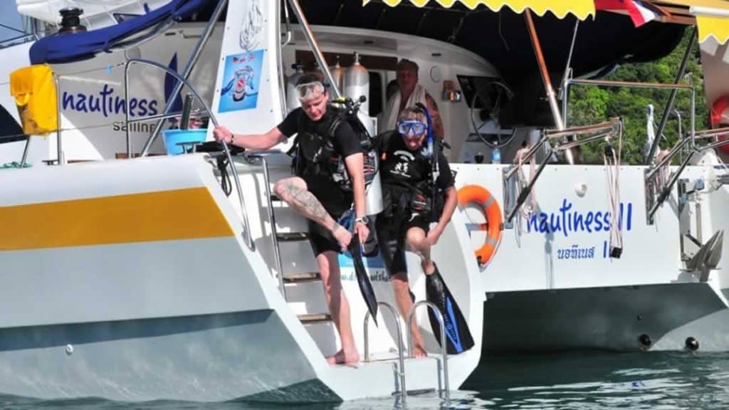 Samui Boat Charter - Scuba DIving with Nautiness